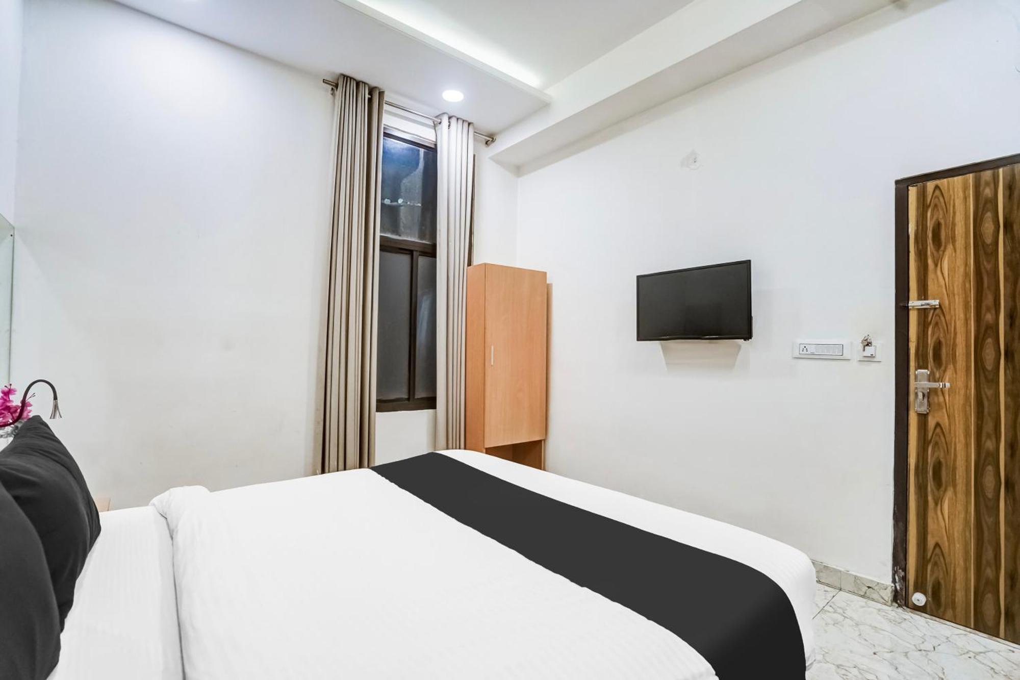 Super Townhouse Jagatpura Otel Jaipur Dış mekan fotoğraf